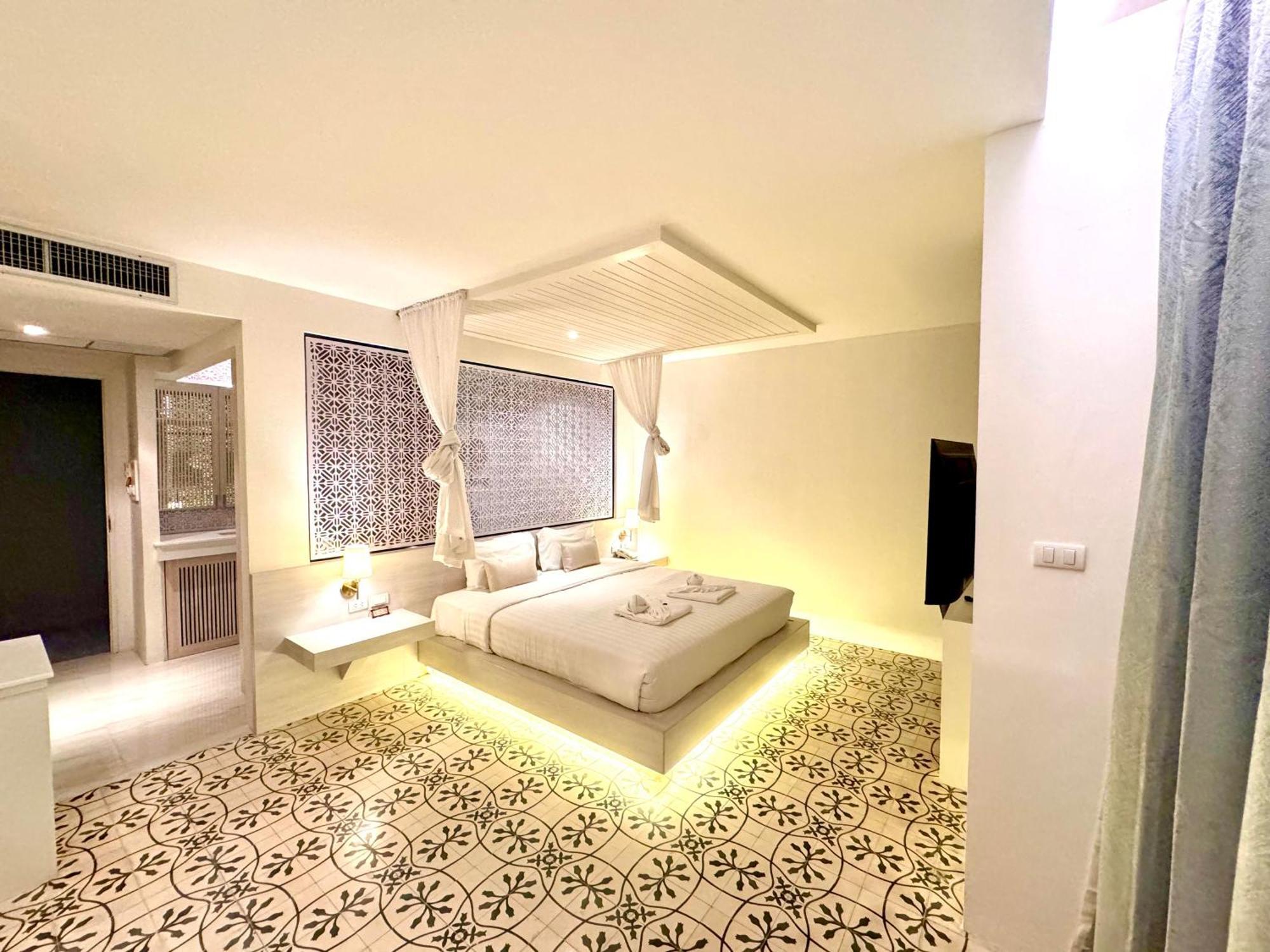 Patong De Coze Hotel מראה חיצוני תמונה