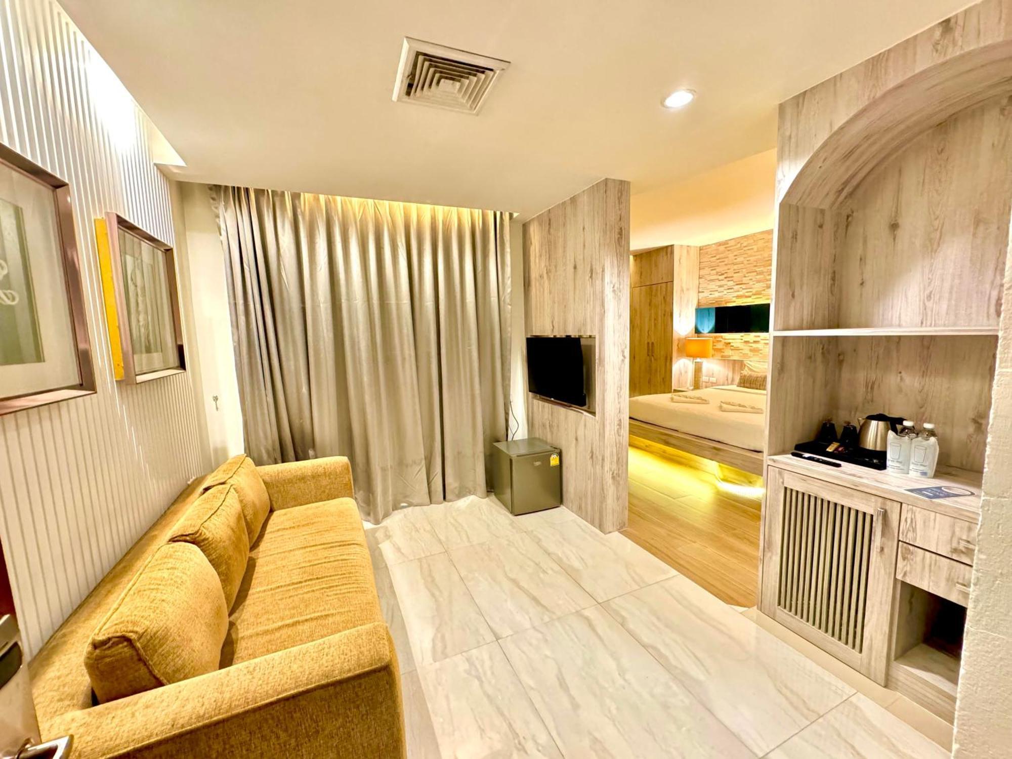 Patong De Coze Hotel מראה חיצוני תמונה