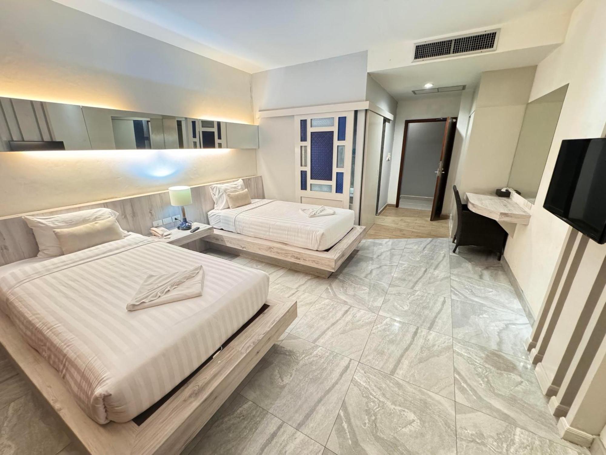 Patong De Coze Hotel מראה חיצוני תמונה