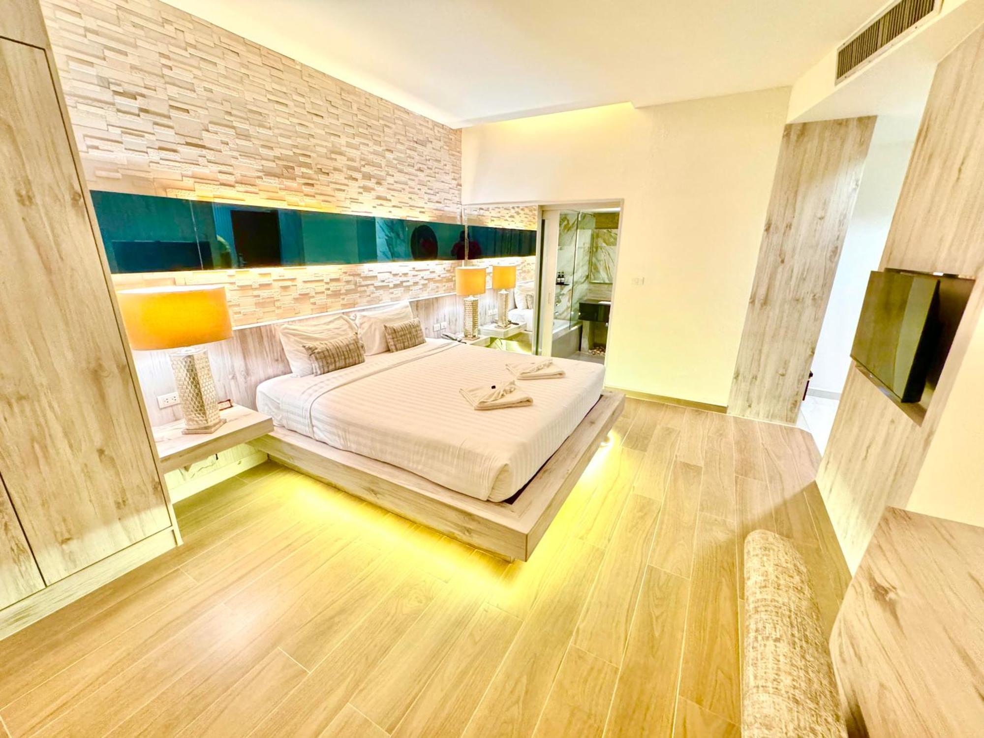 Patong De Coze Hotel מראה חיצוני תמונה